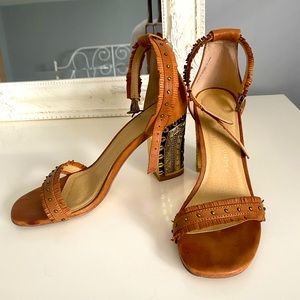 Chinese Laundry heels size 6